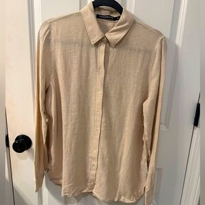 New with tags women’s linen button down shirt